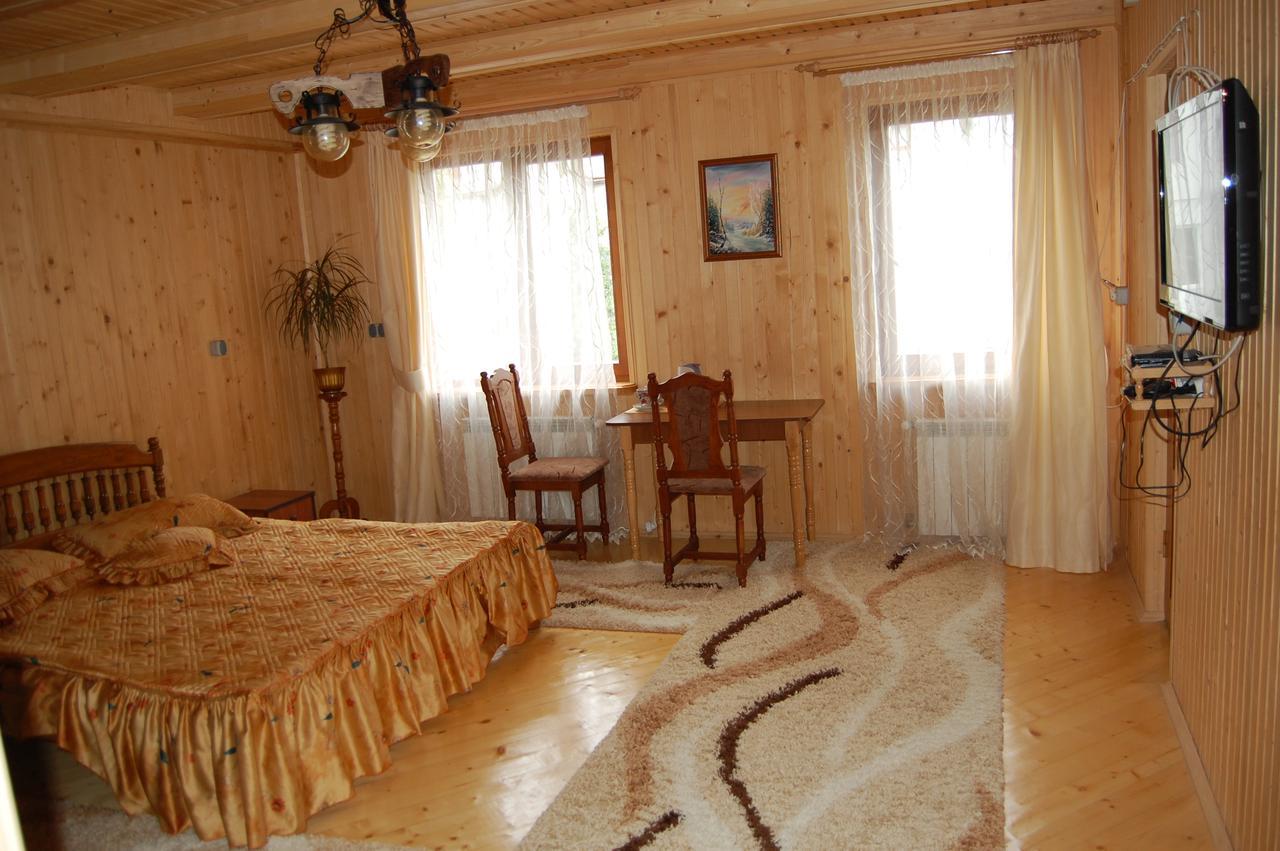 Hotel U Olgi Truskavec' Esterno foto